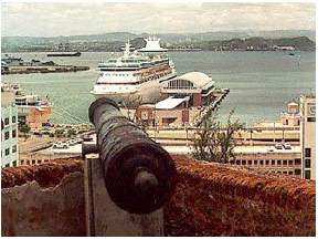 Terminal turístico del puerto de San Juan, Puerto Rico, 1999.